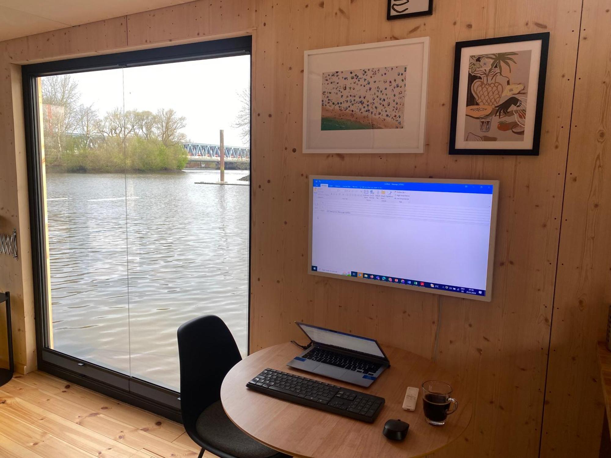 Hausboot Off Im Diamantgraben An Der Elbe Hotell Hamburg Eksteriør bilde