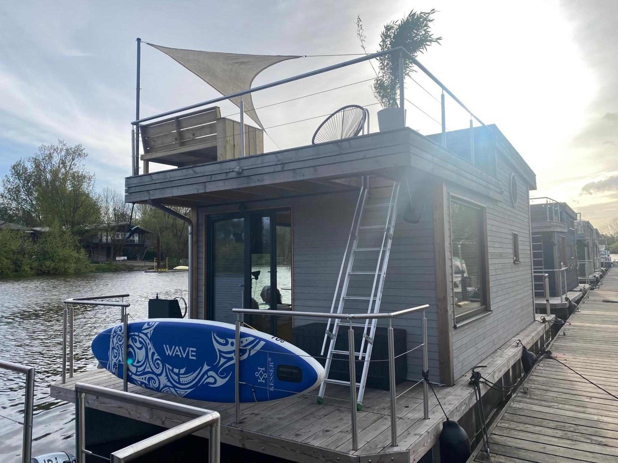 Hausboot Off Im Diamantgraben An Der Elbe Hotell Hamburg Eksteriør bilde